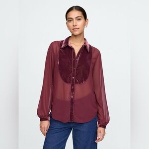 Gap Noir Red Classic Velvet Oversized Shirt size medium